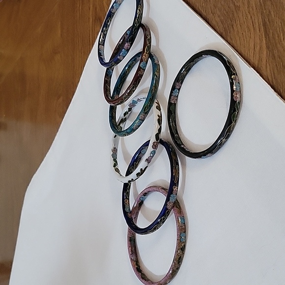 Seven vintage, beautiful, floral Cloisanne bracelets - Picture 1 of 11